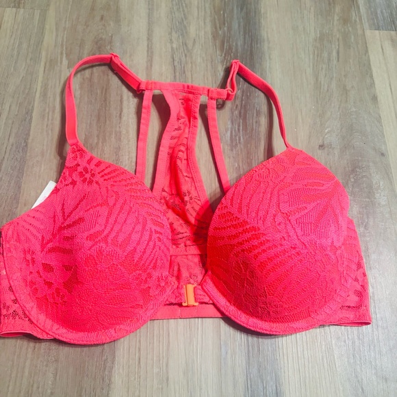 PINK Victoria's Secret Other - PINK Victoria's Secret Coral Lace Bra